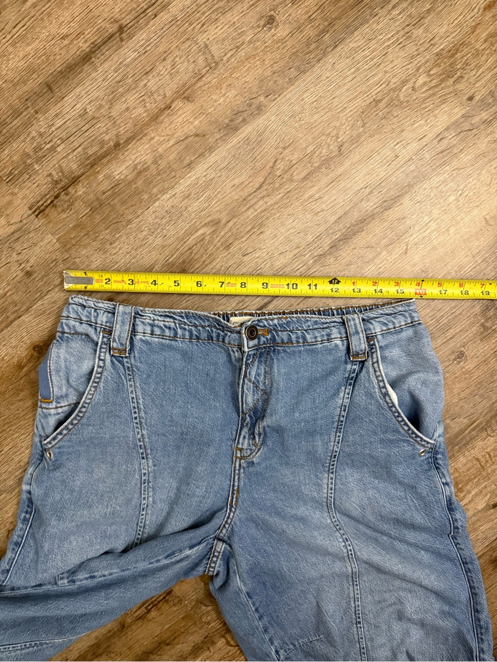 Pilcro • Beach Mid Rise Jeans - Picture 11 of 16